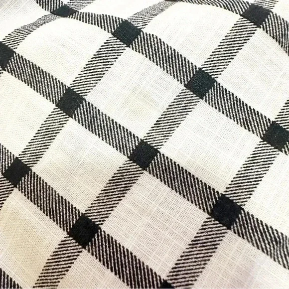 Sunday in Brooklyn• Grey plaid tank top - Picture 10 of 11